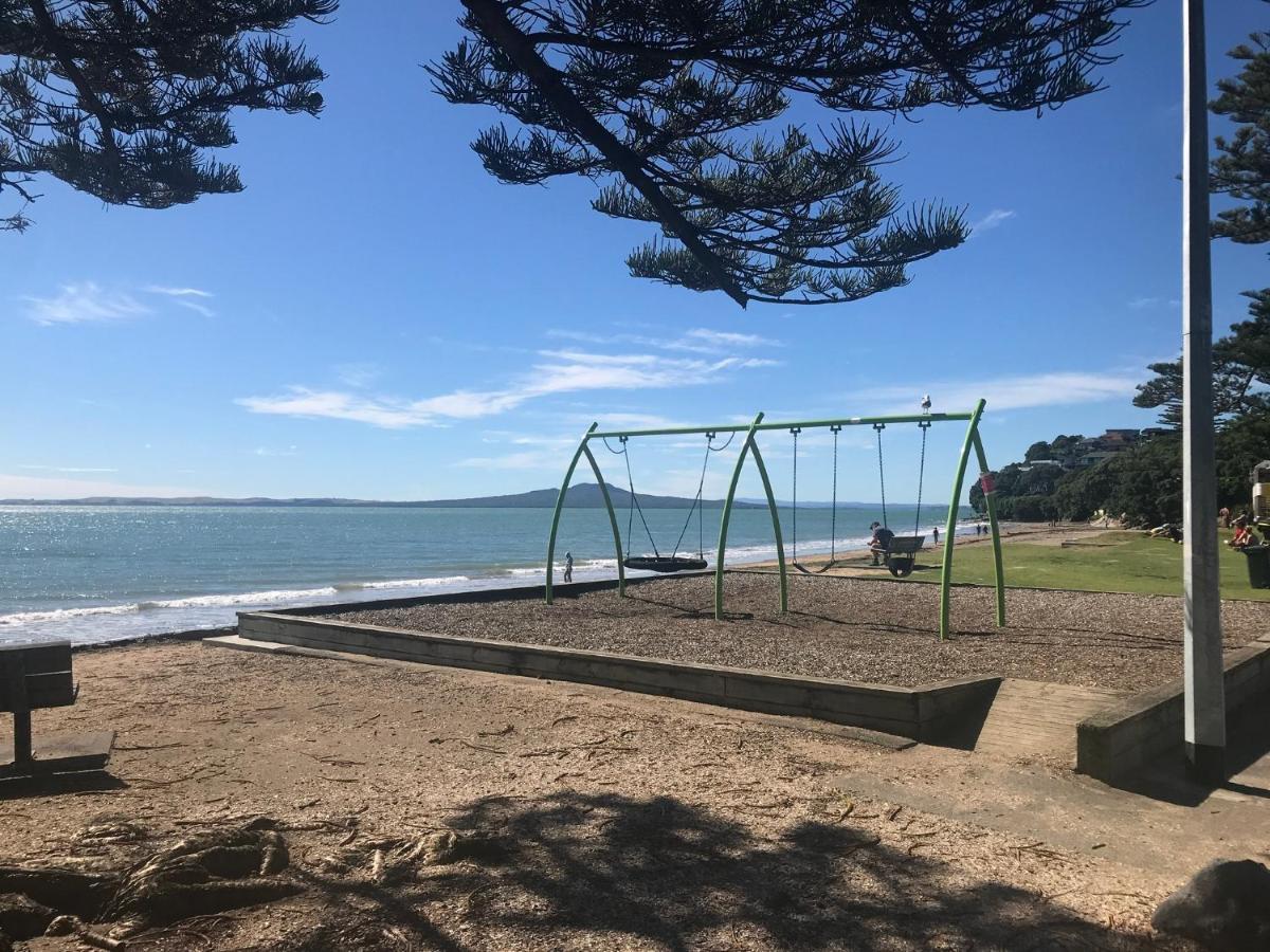 Whitby Studio - Mairangi Bay Beach Auckland Eksteriør bilde